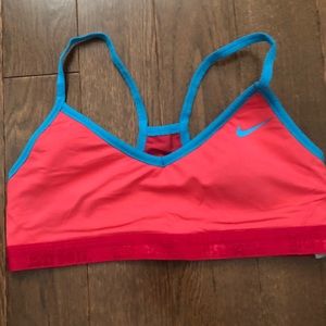 Sports bra
